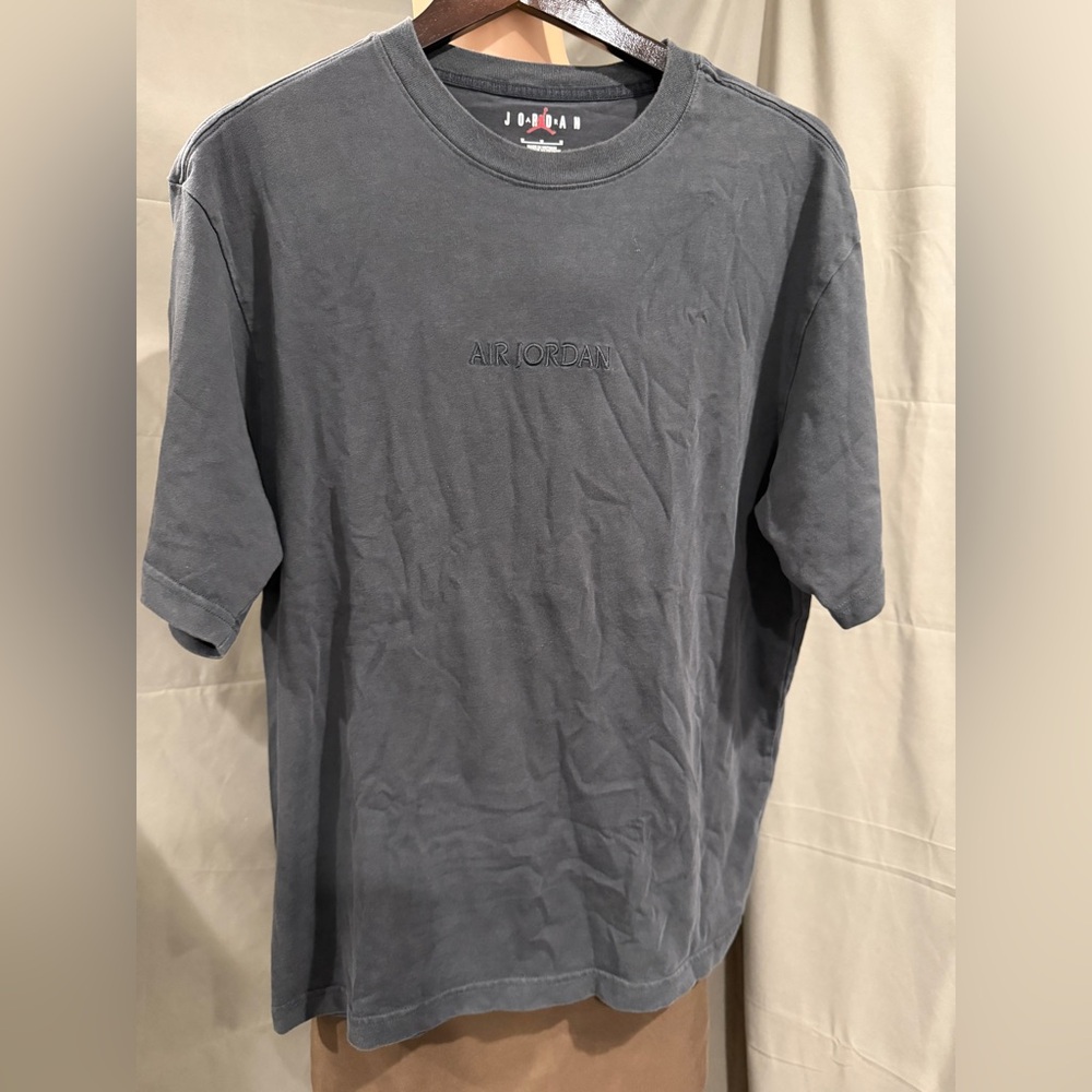 Jordan Black Short Sleeve Shirt Size Medium